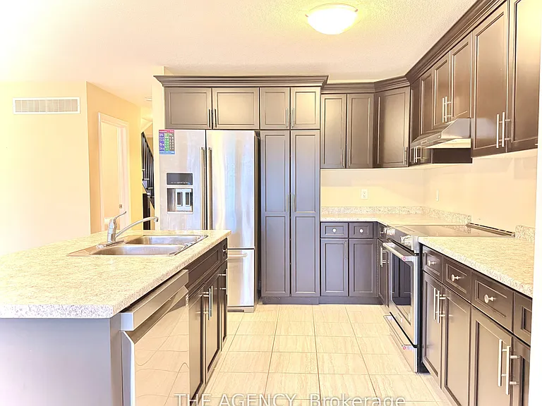 20 Drone Cres — Photo 16