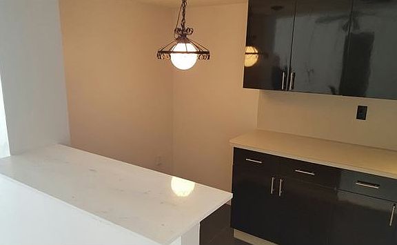 2nd image of 18021 Biscayne Blvd APT 402