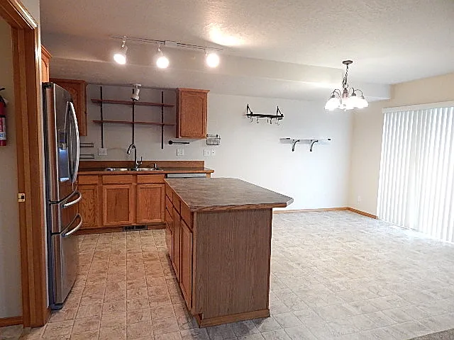 6391 W Trestle St #2 — Photo 3