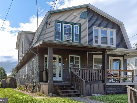 12 Poplar St, Richland, PA 17087
