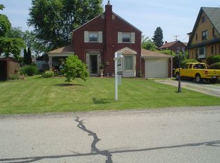 1455 Stanley Dr, Verona, PA