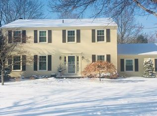 82 Parmelee Dr, Hudson, OH 44236