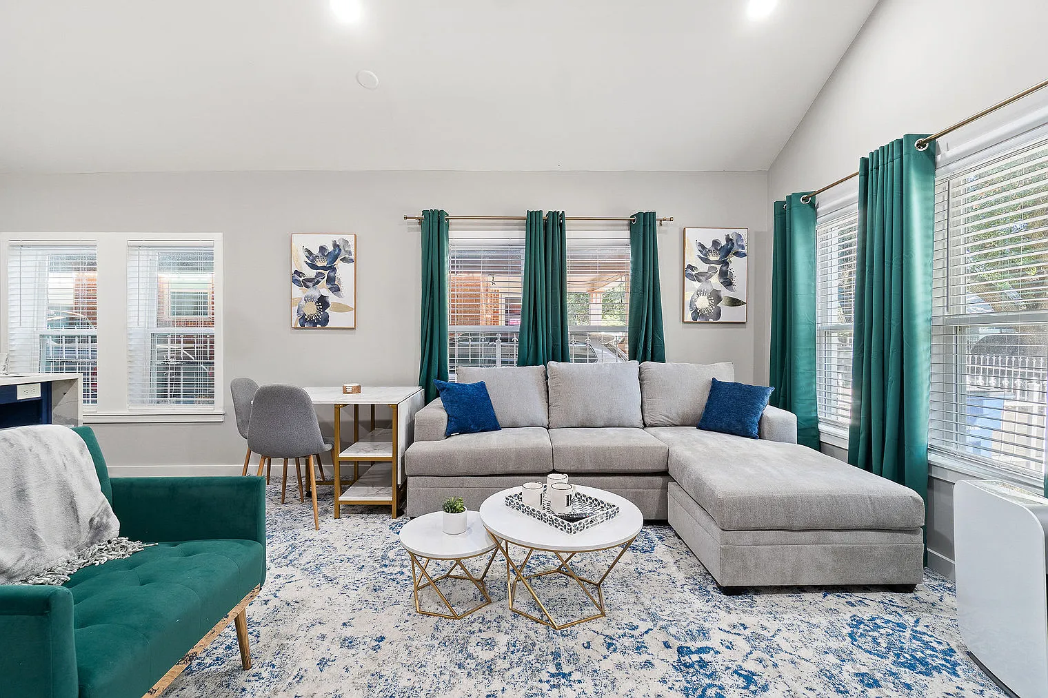 2 bed, 2.0 bath, 1140 sqft, $3,101 — Photo 3