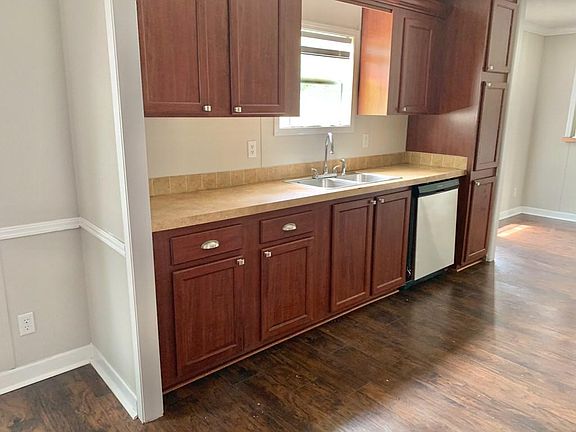 5th image of 179 Bobo Ln SE