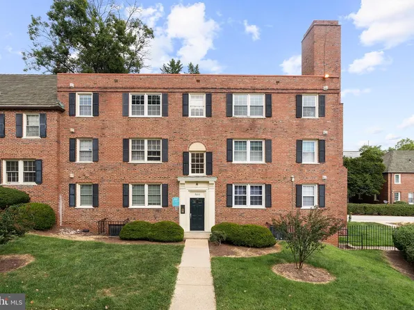 2016 37th St SE APT 202, Washington, DC 20020