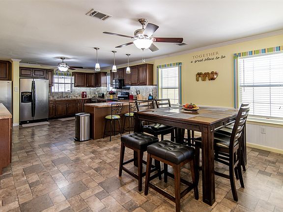 5th image of 15 Pine Lake Ln