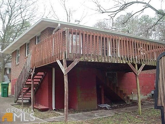 4th image of 1192 Stoneybrook Rd
