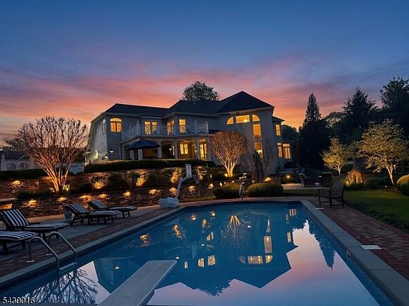 2nd image of 1 Buckeye Ln