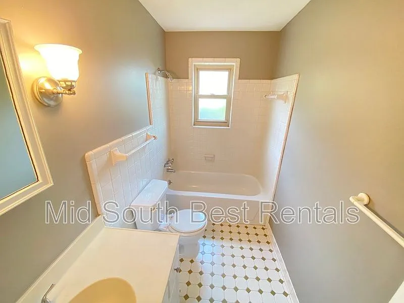 6145 Quince Rd — Photo 4
