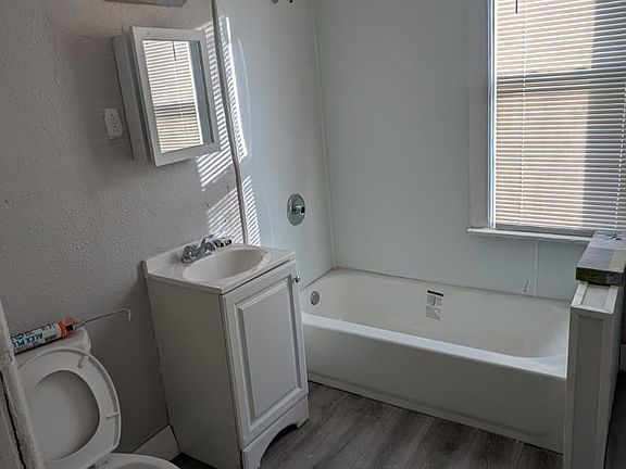 3rd image of 3377-3379 N Palmer St