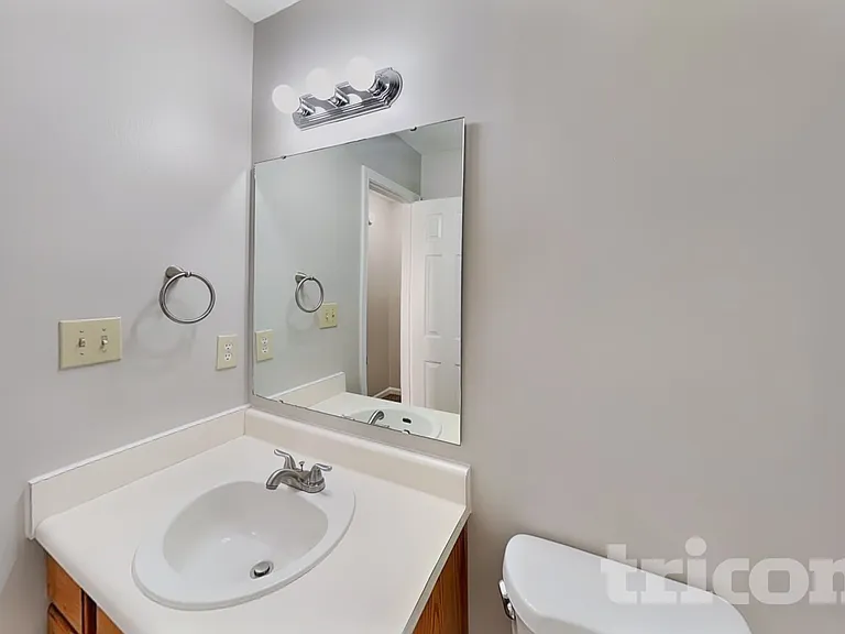 1809 Woodstream Ct — Photo 14