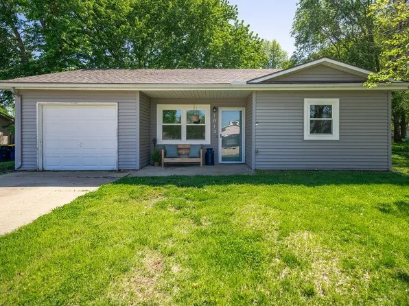 1012 Cherry St, Eudora, KS 66025