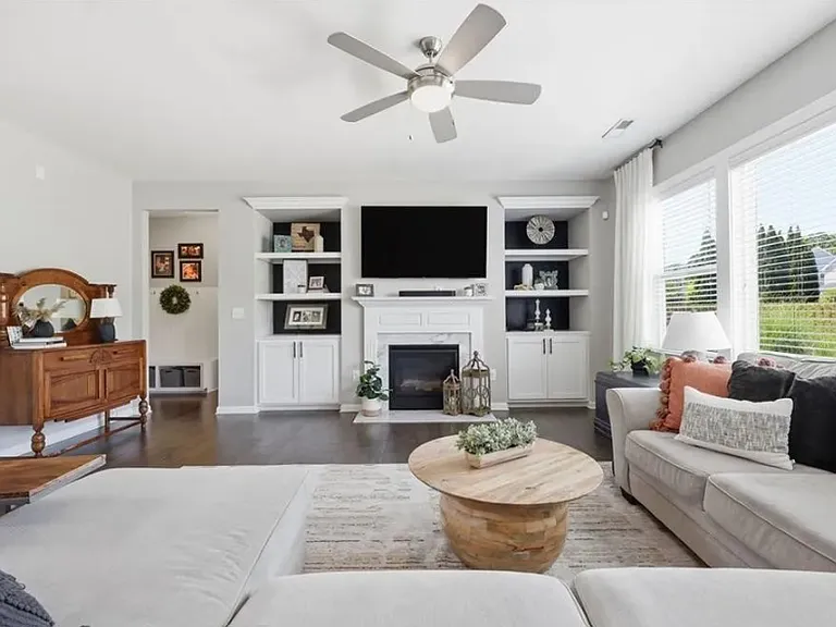 806 Blue Moon Ct — Photo 11