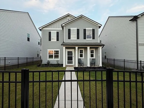 64 Hargrave Ave, Bethlehem, GA 30620