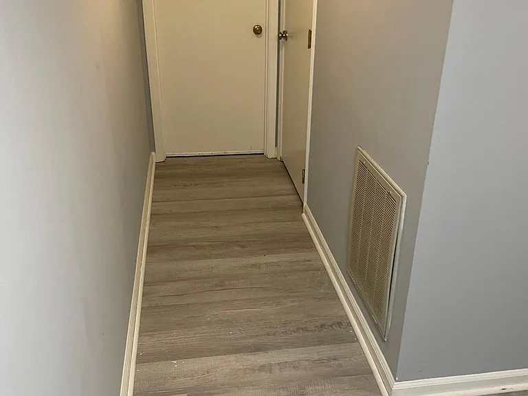 421 Constitution Dr — Photo 28