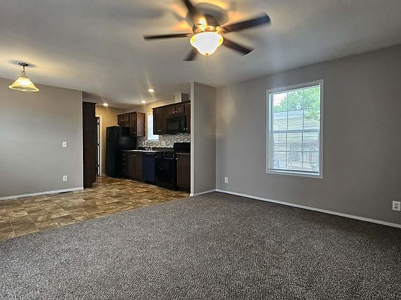 3rd image of 223 Patricia Blvd #223