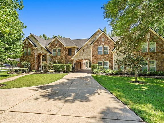 4th image of 33026 Tall Oaks Way