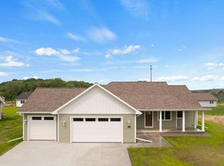 601 Roosevelt St, Baraboo, WI 53913