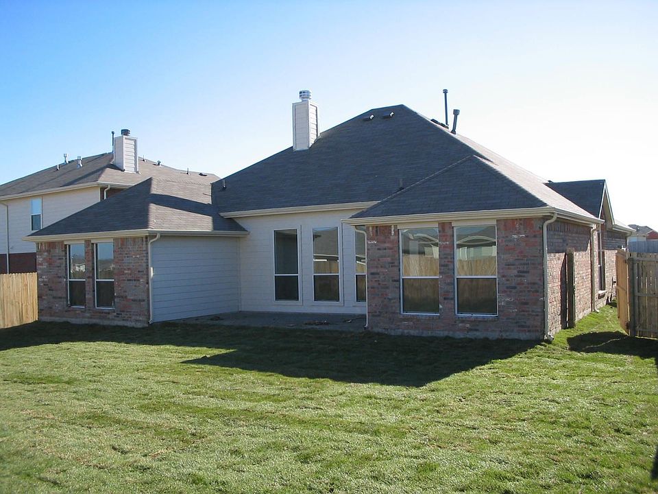 2nd image of 2122 Rose May Dr