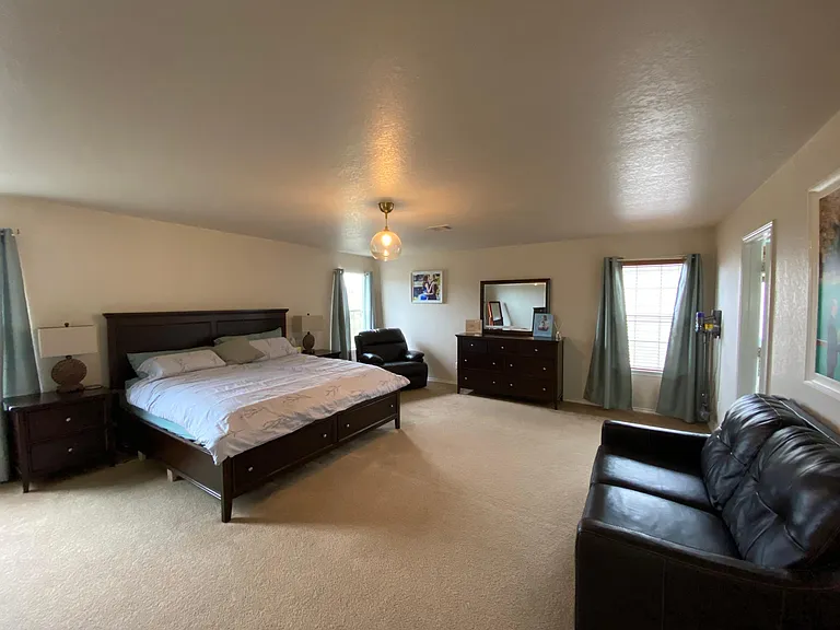 7915 Colonia — Photo 4