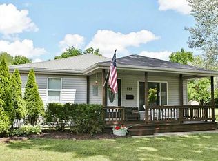 833 Pine St, Perrysburg, OH