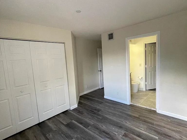 3909 Tree Top Dr #3909 — Photo 12