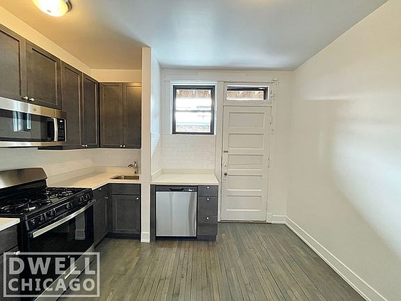 2nd image of 2638 N Milwaukee Ave #26422