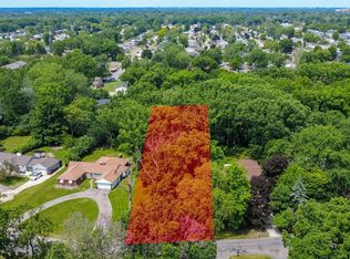16034 Meadowood Ave, Southfield, MI 48076
