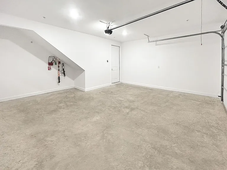 403 Burgundy Way — Photo 39
