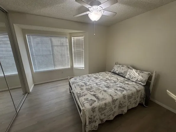 37432 Whitehall Ln, Palmdale, CA 93550