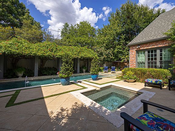 2nd image of 6607 Glendora Ave