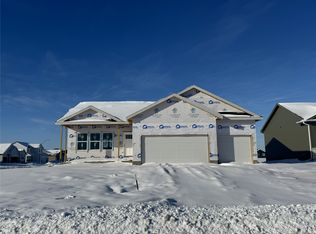 1100 Deer Ridge Dr NW, Bondurant, IA 50035