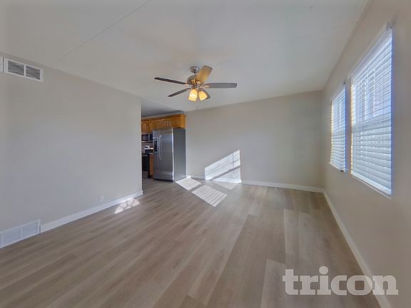 3rd image of 1904 S Sheridan Ave