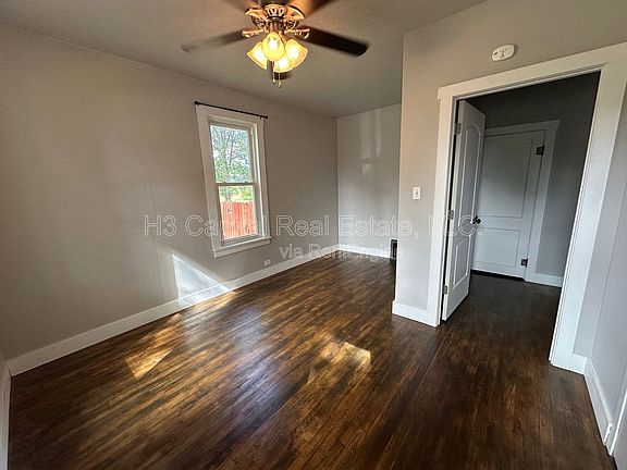 4th image of 210 S Lange Ave