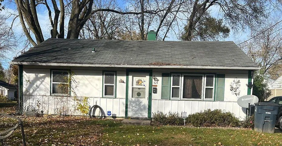 105 Ruby Ct photo 1