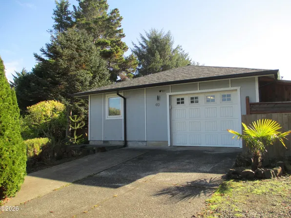 40 Spruce Ct, Depoe Bay, OR 97341