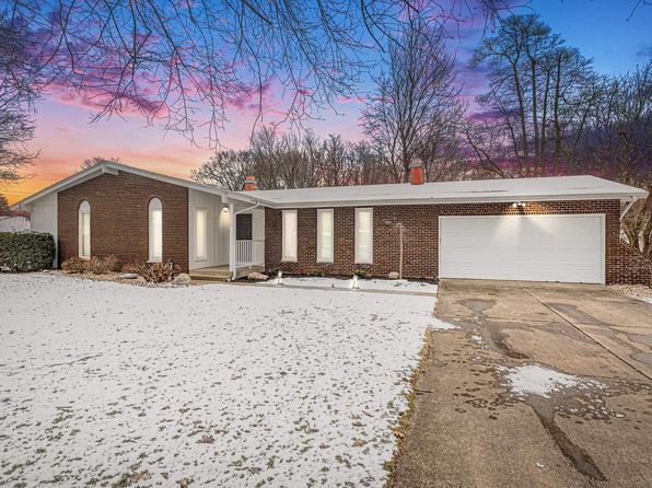 53120 Fox Ct, South Bend, IN 46637
