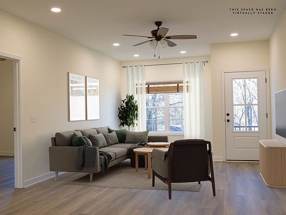 3rd image of 313 Dreamland Dr