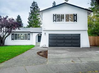 150 Montclair Ct, Vacaville, CA 95687