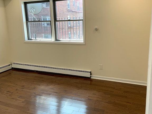 5th image of 131 Beach 121st St #11B
