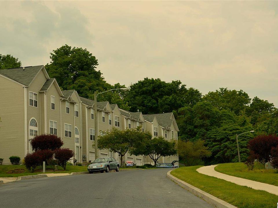 2nd image of 1962 Daybreak Cir