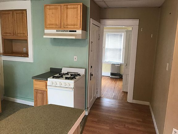 2nd image of 25 Hall Ave #3