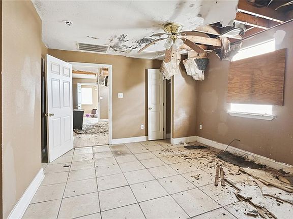 5th image of 2548-50 N Galvez St