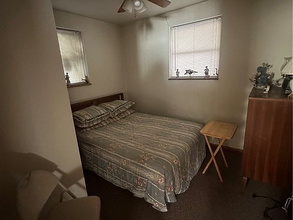 5th image of 453 Gap View Dr