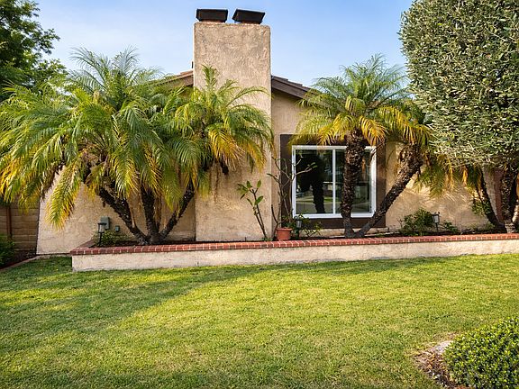 4th image of 16175 Mount Lowe Cir