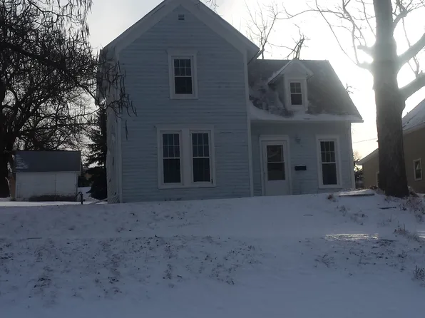 134 N Elm St, Leigh, NE 68643