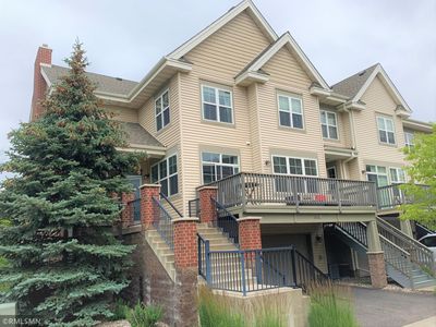 8101 Oakview Dr N, Maple Grove, MN, 55369