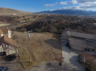 19404 Lookout Pl, Tehachapi, CA 93561