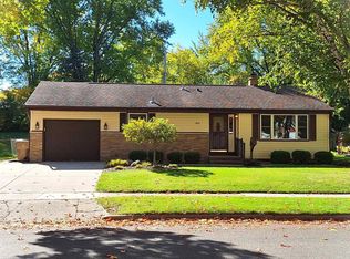 1013 Debra Ln, Madison, WI 53704