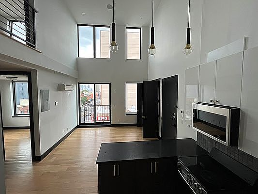 4th image of 126 16th St #5B